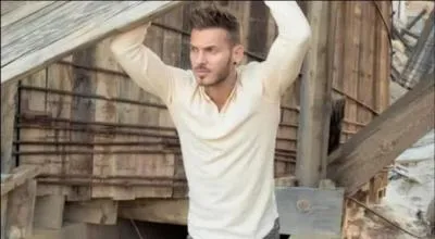 Quelle chanson a-t-il chant avec Gad Elmaleh lors de son concert  Bercy ?