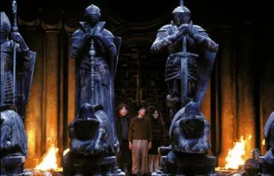 Quelle pice s'empare de Ron lors de la partie d'checs ?