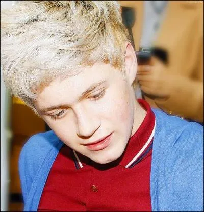 Comment s'appelle sa mre ?