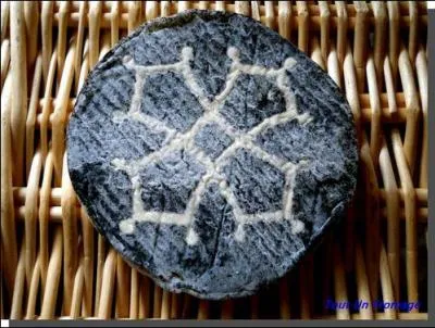 Quel est ce fromage, au nom lourd d'histoire ?