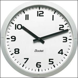  quelle heure ne peut-on pas distinguer sparment les deux aiguilles sur une horloge classique ?