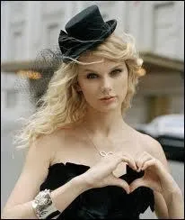 Si oui, comment s'appelle-t-il ? Si non, clique sur  Elle n'en a pas .