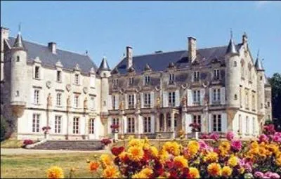 Qui a s�journ� au ch�teau de Terre-Neuve pr�s de Fontenay-le-Comte ?