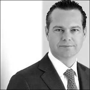 Comment s'appelle son frre ?