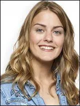 Comment s'appelle le personnage de Alexandra Gentil ?