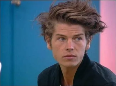 Avec qui est-il en couple ?