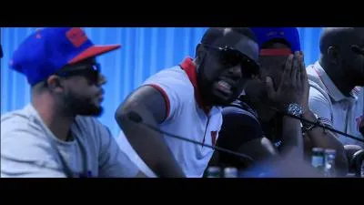 Compltez les paroles : on prtend pas tre des modles pour les gosses ni pour personne d'autre, mais on tient juste ...