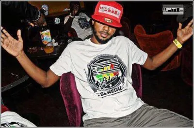 Dans le groupe qui a la facult de faire des sortes de mmmmmm de colre ?