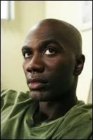 Quelle tait la couleur de la robe de Gabrielle Solis quand Caleb Applewhite l'a  agresse  dans la saison 2 ?