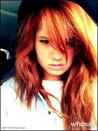 Dans quel pays est ne sa vocation pour les mtiers de chanteuse et actrice ?