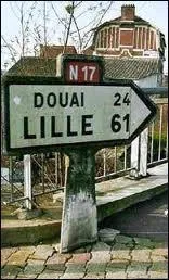 (On y arrive dans 24 km) Le mot commence par : Lama ...