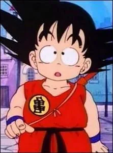 Dans  Dragon Ball , qu'est-ce qui tonne fortement Bulma quand elle rencontre Sangoku pour la premire fois ?