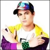 Dans la saison 2, avec qui sortira Maxi (Maximiliano) ?