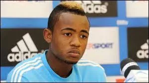 Qui est le joueur reprsent sur cette photo ?