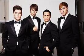 Dans 'Double rendez-vous' quels parents viennent au Palm Woods ?