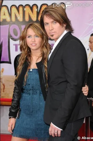 Comment s'appelle son pre ?