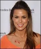 Avec qui Ronnie Cruz trompe-t-elle Alex Cruz ?