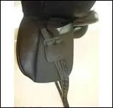 Comment s'appelle cette partie de la selle sous le faux-quartier ?