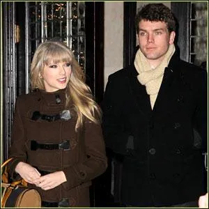 Comment s'appelle son frre ?