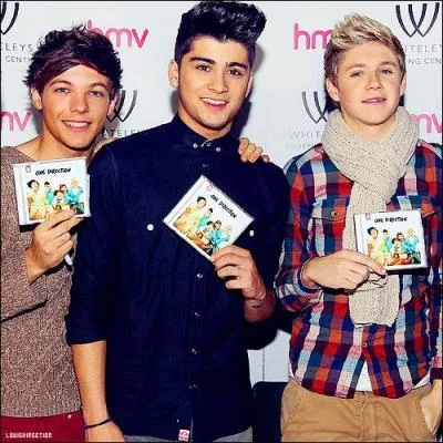 Qui s'est assis sur le gteau de mariage de son oncle ?