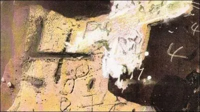 Quel peintre catalan, affili  l'art informel, introduit des croix, des chiffres et des lettres dans ses uvres ?