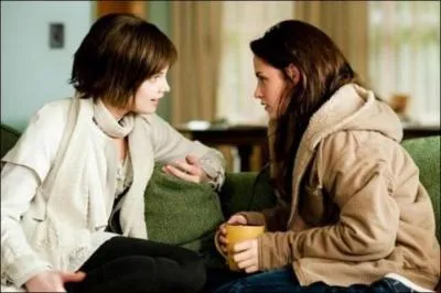 [Twilight 3] Quelle excuse Alice trouve-t-elle pour que Bella puisse aller  la bataille ?