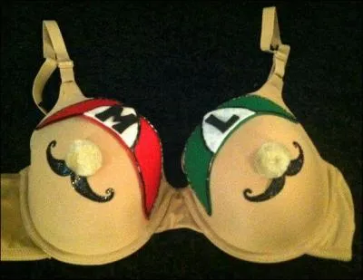 Hommage  Bobby Farrell, dcd en 2010, et  ce groupe de Disco qui interprta  Raspoutin  !