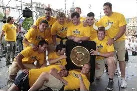 Comment s'appelle son quipe de rugby ?