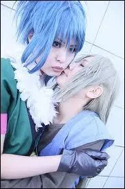 Qui est cette femme manipulant le cristal et ce jeune garon ayant le pouvoir de commander  Sanbi le dmon  trois queues ?