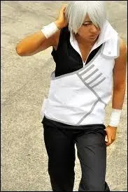 Qui est ce jnin de Kumo qui possde un Kekkei Genkai ?