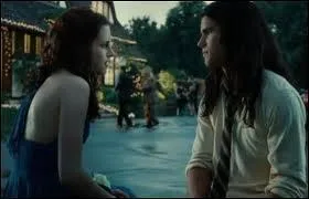 Combien Jacob est-il pay pour parler  Bella ?