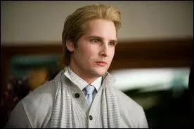 Comment s'appelle le pre d'Edward ?