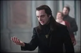 Comment s'appelle le chef des Volturi ?