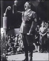 Quelle a t la principale consquence du trait de Versailles sur l'opinion publique allemande ?