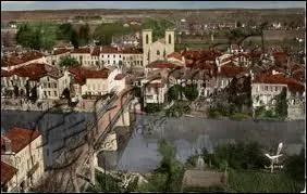 Voici une vue de la ville de Grenade-sur-l'Adour (rgion Aquitaine). Elle se situe dans le dpartement ...