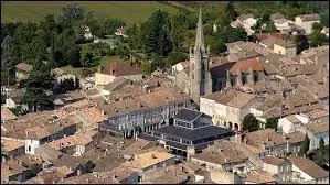 Je survole la commune de Monsgur (Gironde). Je suis dans la rgion ...