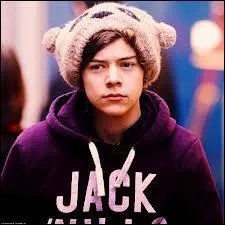 Harry ne porte des chaussettes que si :