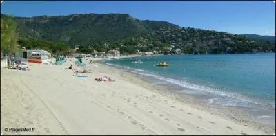 Parmi ces dpartements, dans lequel se trouve la plage Saint-Clair ?