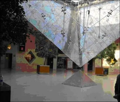 Ce n'est pas le lieu diable, mais pour certains, peut-tre. Une entre avec un chiffre bizarre pourrait le rendre diabolique. O sommes-nous ?