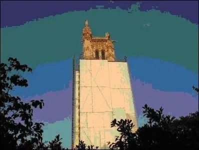 Elle a t emballe fin du XXe sicle. Durant l'histoire de France, elle a t le point de dpart de plusieurs plerinages. O sommes-nous ?