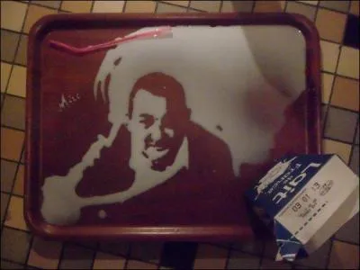 Qu'est-ce Coluche a fond ?