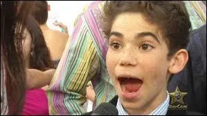 Mais lui est-il amoureux d'elle ?