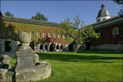 L'abbaye de l'Escaladieu, tape importante pour les plerins de Compostelle est situe dans :