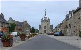 Voici une petite vue de la commune de Lzardrieux (Ctes-d'Armor). Cette commune se situe en rgion ...