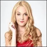 Comment s'appelle cette fille ?