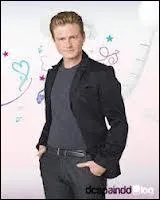 Comment s'appelle cet homme ?