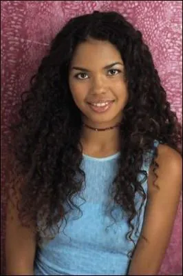 Comment s'appelle sa premire fille joue par Jennifer Nicole Freeman ?