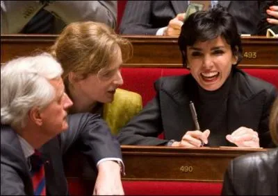 Un an aprs avoir lanc la rforme de la carte judiciaire, Rachida Dati ignore un dtail d'importance. Lequel?