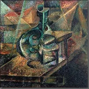 A quel peintre italien, thoricien du mouvement futuriste, doit-on  Nature morte  la bouteille  ?