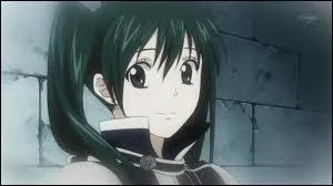 Quel est le nom de la jeune fille sur la photo ?